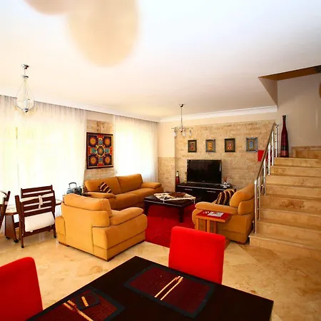 Paradise Town Art Villa